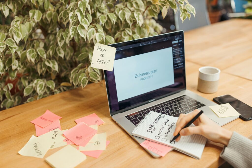 Analyzing A/B test results with a UI and UX design agency for actionable insights