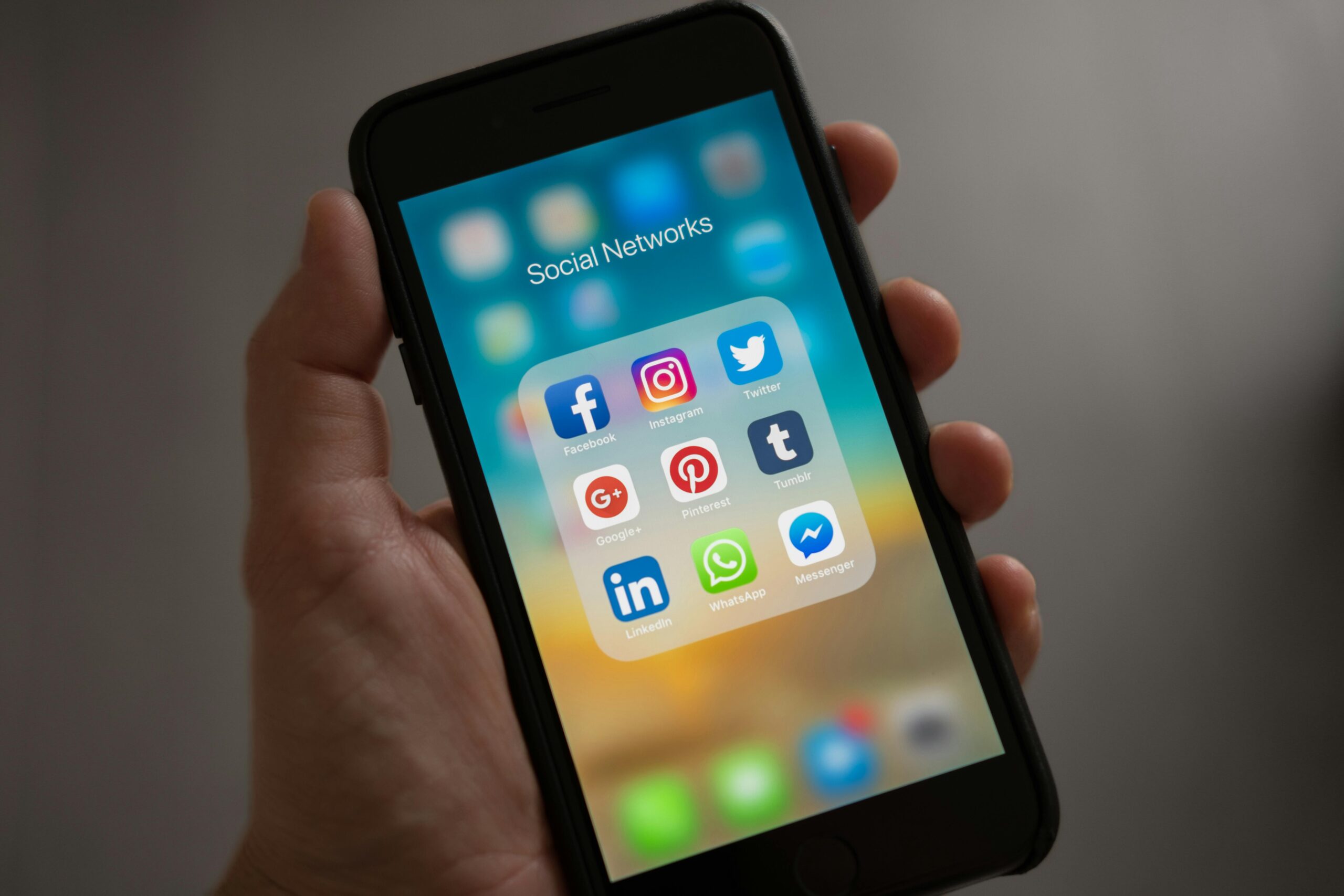 UI and UX design agency analyzing A/B testing across social media campaigns